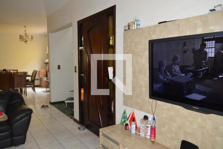 Foto 03 de casa à venda com 3 quartos, 220m² em Vila Monumento, São Paulo