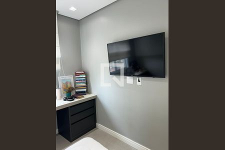 Quarto de apartamento à venda com 3 quartos, 96m² em Vila Scarpelli, Santo André