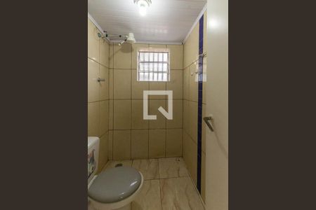 Banheiro da Suíte de casa para alugar com 2 quartos, 70m² em Vila Granada, São Paulo