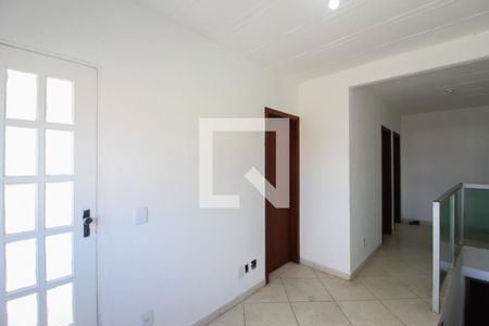 Sala 2 de casa para alugar com 3 quartos, 100m² em Mantiqueira, Belo Horizonte