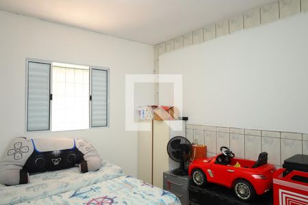 Quarto 2 de casa para alugar com 2 quartos, 175m² em Jardim Carolina, São Paulo