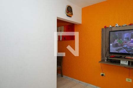 Sala de casa para alugar com 2 quartos, 175m² em Jardim Carolina, São Paulo