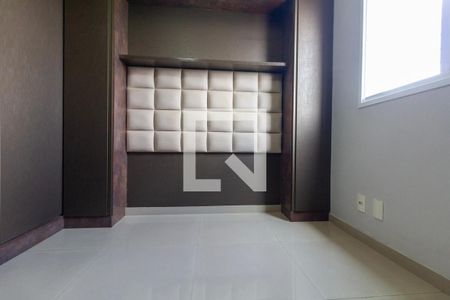 Quarto 1 de apartamento para alugar com 2 quartos, 52m² em Chácara Cruzeiro do Sul, São Paulo