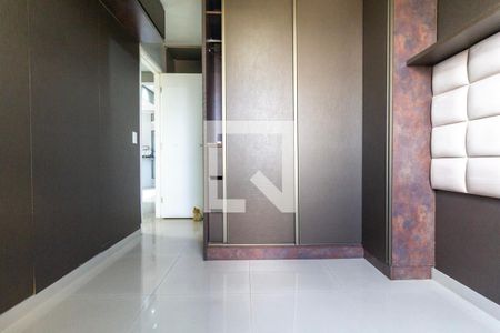 Quarto 1 de apartamento para alugar com 2 quartos, 52m² em Chácara Cruzeiro do Sul, São Paulo