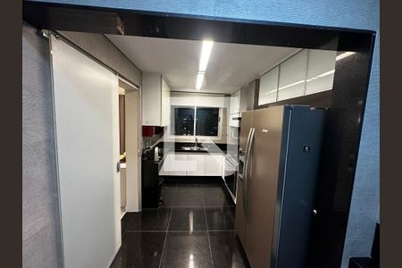 Apartamento para alugar com 3 quartos, 240m² em Castelo, Belo Horizonte