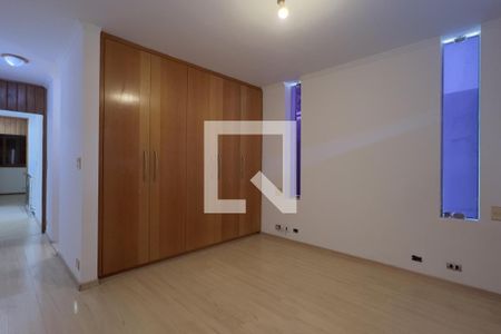 Suíte de casa para alugar com 5 quartos, 400m² em Jardim Maia, Guarulhos