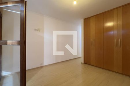 Suíte de casa para alugar com 5 quartos, 400m² em Jardim Maia, Guarulhos