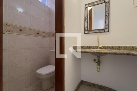 Lavabo 1 de casa para alugar com 5 quartos, 400m² em Jardim Maia, Guarulhos