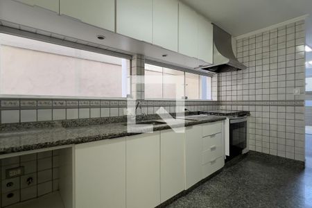 Cozinha e Área de Serviço de casa para alugar com 5 quartos, 400m² em Jardim Maia, Guarulhos