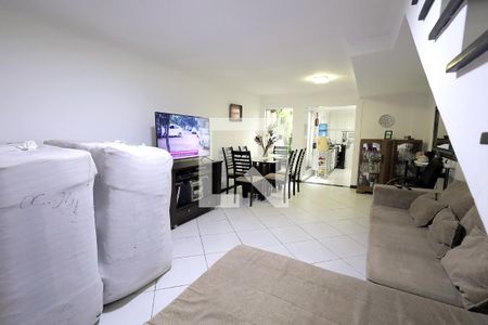 Sala de casa para alugar com 4 quartos, 200m² em Vila Camilópolis, Santo André