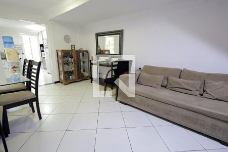 Sala de casa para alugar com 4 quartos, 200m² em Vila Camilópolis, Santo André