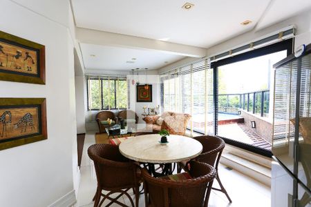 Sala de apartamento à venda com 4 quartos, 350m² em Paraíso do Morumbi, São Paulo