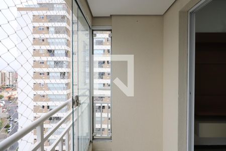 Sacada de apartamento à venda com 3 quartos, 69m² em Chácara Seis de Outubro, São Paulo