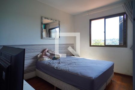 Quarto 2 de apartamento à venda com 3 quartos, 67m² em Jardim Carvalho, Porto Alegre