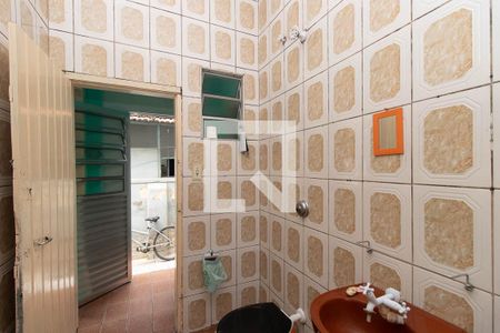 Banheiro de casa para alugar com 1 quarto, 50m² em Vila Maria Baixa, São Paulo