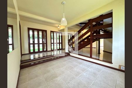 Sala 2 de casa de condomínio para alugar com 4 quartos, 385m² em Rio Tavares, Florianópolis