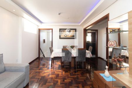 Sala de casa à venda com 3 quartos, 271m² em Santa Tereza, Porto Alegre
