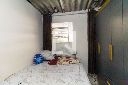 Quarto 2 de casa para alugar com 3 quartos, 100m² em Parque Santa Rita, São Paulo