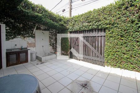 Casa de Condomínio para alugar com 2 quartos, 60m² em Barra da Tijuca, Rio de Janeiro