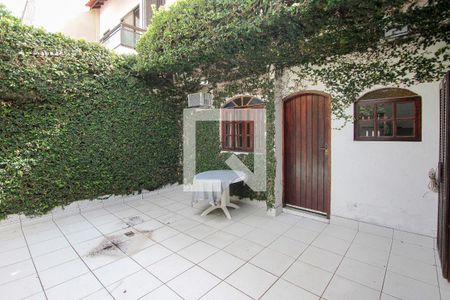 Casa de Condomínio para alugar com 2 quartos, 60m² em Barra da Tijuca, Rio de Janeiro