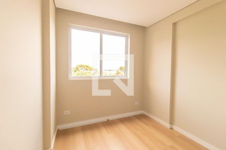 Quarto 2 de apartamento para alugar com 2 quartos, 42m² em Capão Raso, Curitiba