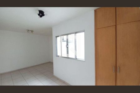 Casa à venda com 3 quartos, 250m² em Vila Congonhas, São Paulo