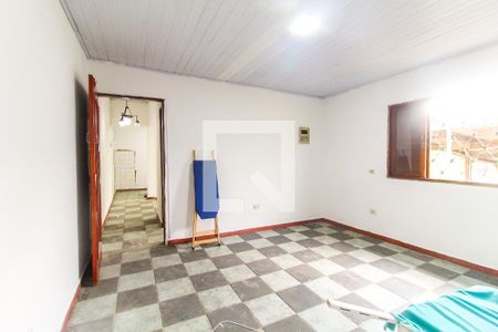 Quarto de casa para alugar com 1 quarto, 80m² em Parque Santa Rita, São Paulo