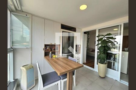 Apartamento à venda com 2 quartos, 56m² em Umuarama, Osasco