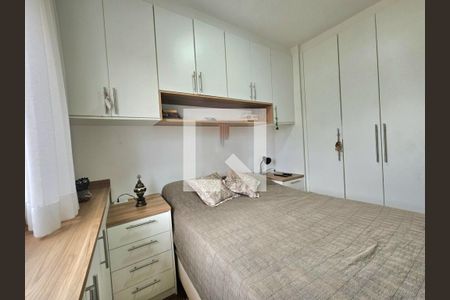Apartamento à venda com 2 quartos, 56m² em Umuarama, Osasco