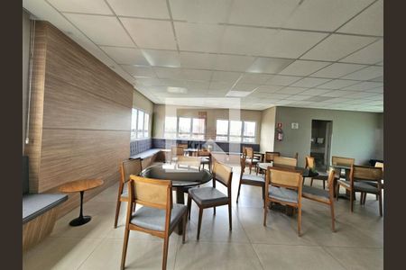 Apartamento à venda com 2 quartos, 56m² em Umuarama, Osasco