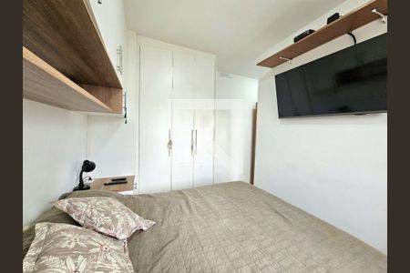 Apartamento à venda com 2 quartos, 56m² em Umuarama, Osasco