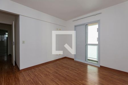 Suíte de apartamento para alugar com 3 quartos, 110m² em Jardim Maria Rosa, Taboão da Serra