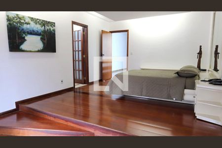 Casa à venda com 4 quartos, 613m² em Vila América, Santo André