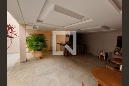 Casa à venda com 4 quartos, 420m² em Vila Carrão, São Paulo