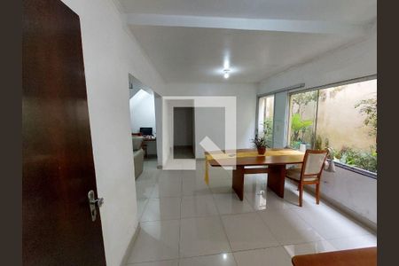 Casa à venda com 3 quartos, 323m² em Jardim Bela Vista, Santo André