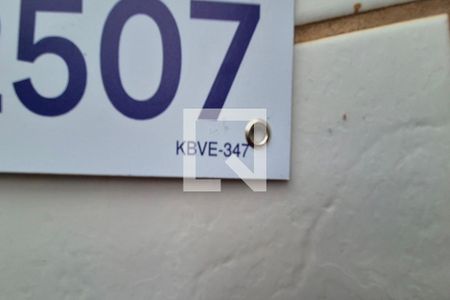 Placa Instalada de apartamento para alugar com 2 quartos, 50m² em Parque São Jorge, Campinas