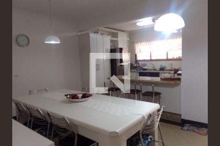 Casa à venda com 3 quartos, 220m² em Campestre, Santo André