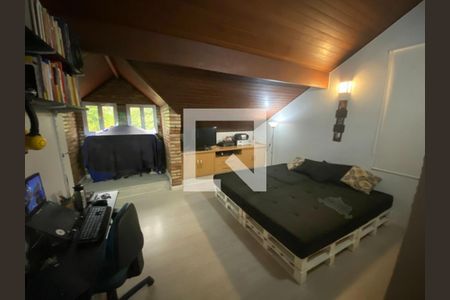 Casa à venda com 4 quartos, 304m² em Anhangabaú, Jundiaí