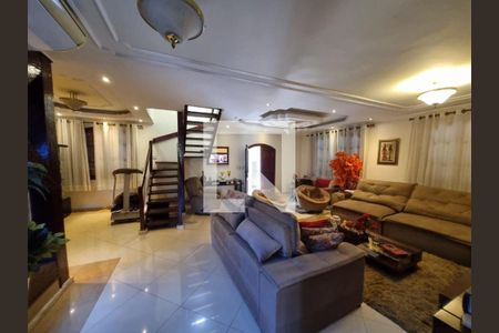 Casa para alugar com 4 quartos, 351m² em Pechincha, Rio de Janeiro