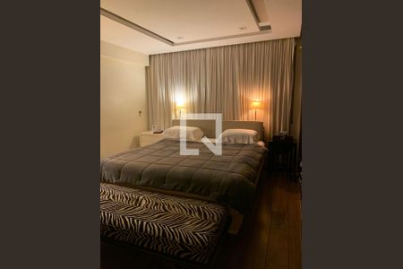 Quarto  de apartamento à venda com 3 quartos, 152m² em Itaim Bibi, São Paulo