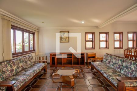 Sala de estar de casa de condomínio para alugar com 3 quartos, 377m² em Jardim Sao Paulo Ii, Cotia