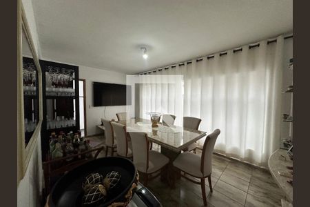 Sala de casa à venda com 3 quartos, 350m² em Jardim Timbauhy, Barueri