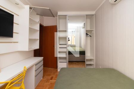 Quarto 1 de apartamento para alugar com 2 quartos, 58m² em Centro Histórico, Porto Alegre