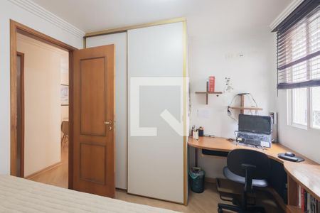 Quarto de apartamento para alugar com 2 quartos, 70m² em Cerqueira César, São Paulo