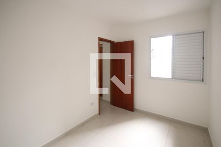 Quarto 1 de apartamento para alugar com 2 quartos, 45m² em Vila Constança, São Paulo
