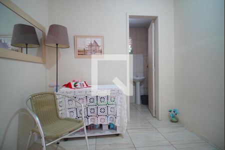Sala 2 de casa à venda com 1 quarto, 190m² em Vila Ipiranga, Porto Alegre