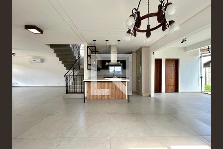 Sala de jantar de casa de condomínio para alugar com 3 quartos, 210m² em São João do Rio Vermelho, Florianópolis