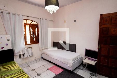 Casa para alugar com 2 quartos, 40m² em Km 32, Rio de Janeiro