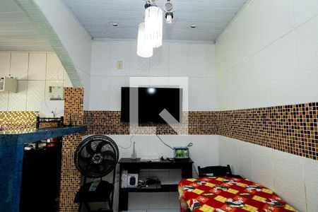 Casa para alugar com 2 quartos, 40m² em Km 32, Rio de Janeiro