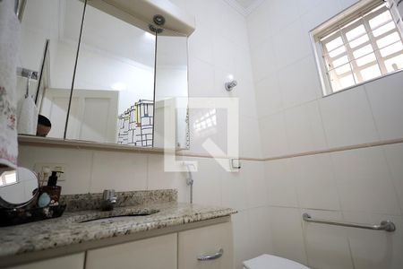 Banheiro 1 de casa para alugar com 5 quartos, 271m² em Vila Alice, Santo André